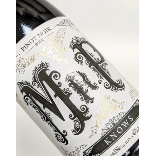 Mr 'P' Pinot Noir Iona Estate - Image 2